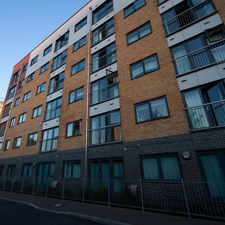 Marlin Apartments Stratford Londen Buitenkant foto