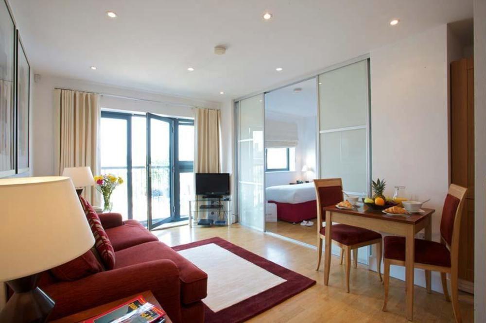 Marlin Apartments Stratford Londen Buitenkant foto
