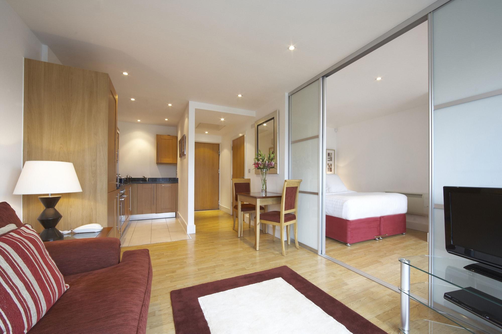 Marlin Apartments Stratford Londen Buitenkant foto