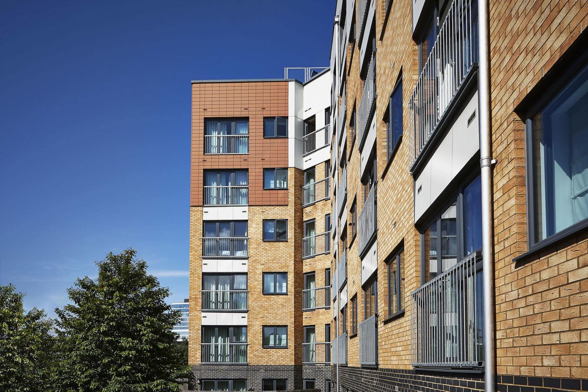 Marlin Apartments Stratford Londen Buitenkant foto